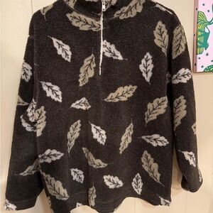 Mandal Bay Sweater, Size M, Brown Leaves, 1/4 Zip, Pullover